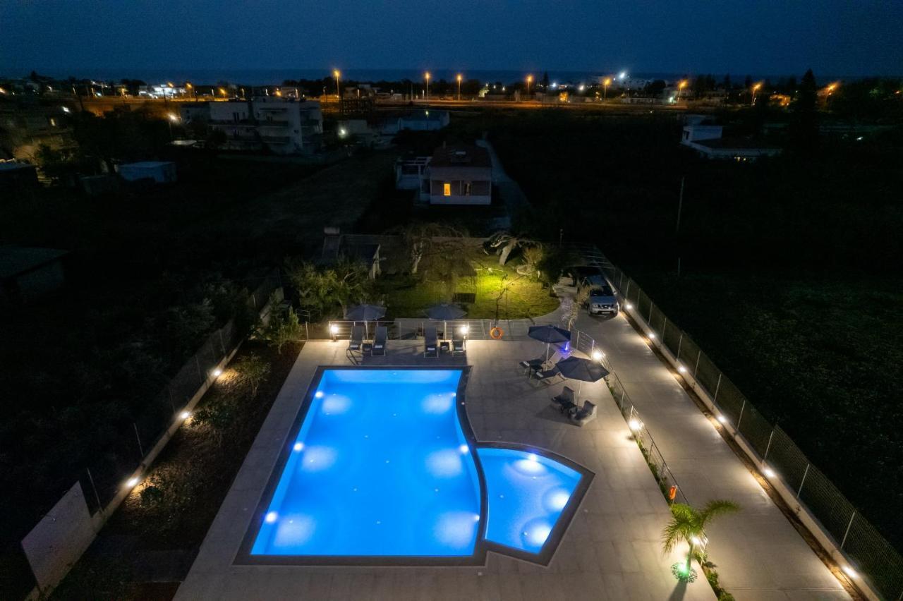 Destino Luxury Apts Rethymno  ภายนอก รูปภาพ