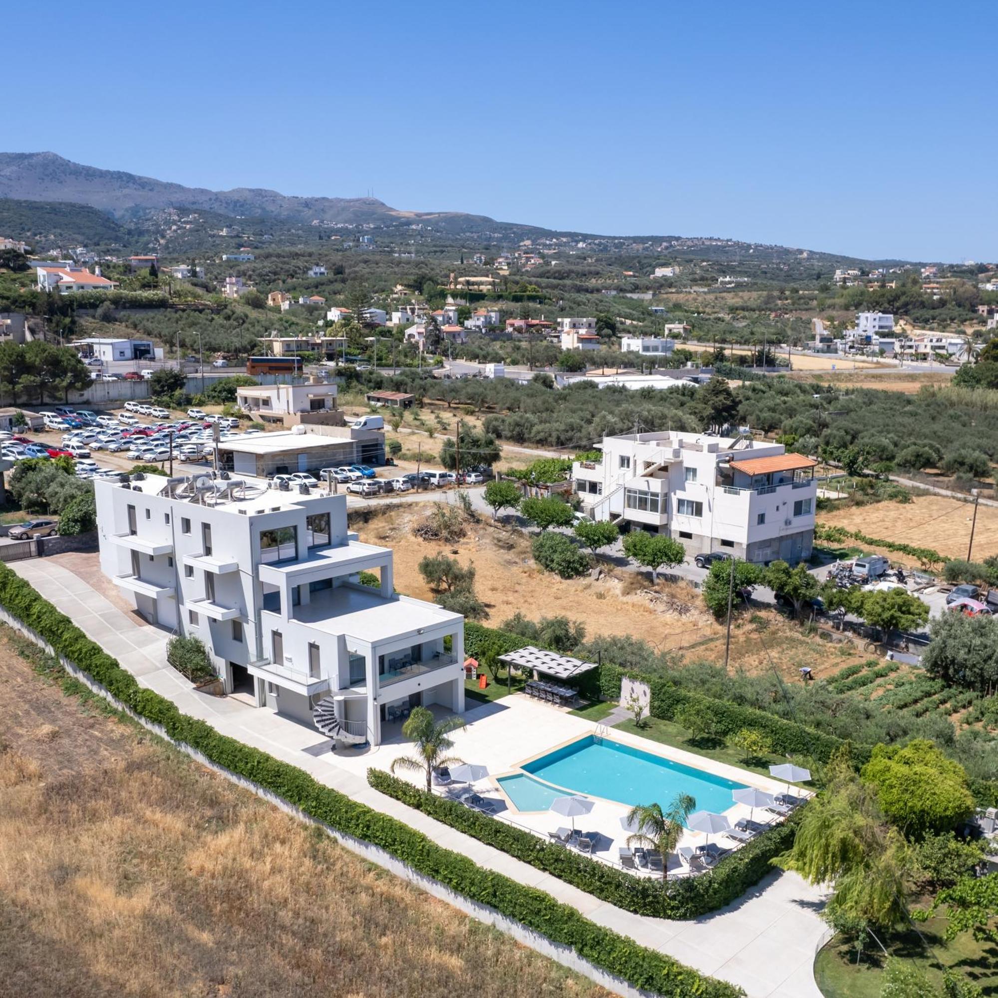 Destino Luxury Apts Rethymno  ภายนอก รูปภาพ